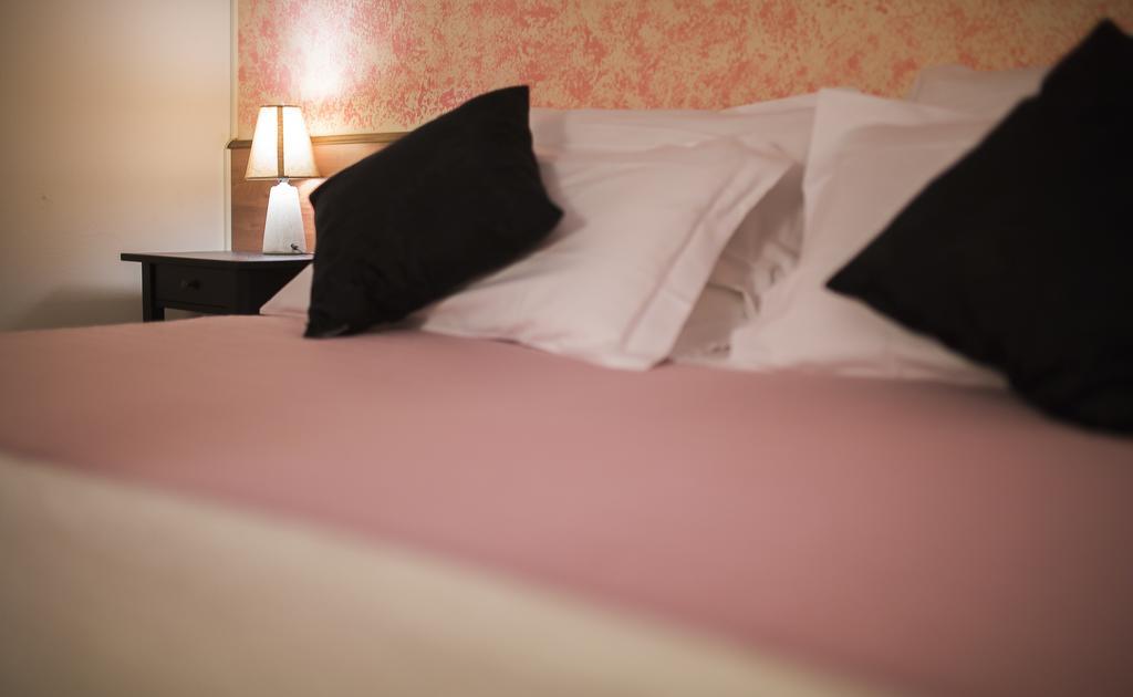 Quari Hotel Restaurant & Pizza Cologna Veneta Номер фото